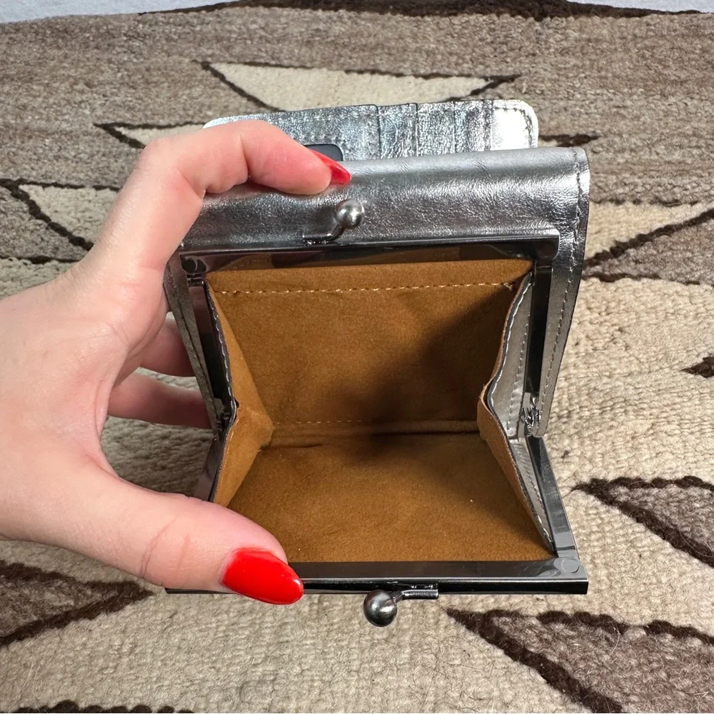 Patricia Nash Antique Platinum silver wallet leather fold metallic‎
